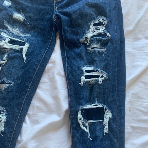 American Eagle Dark Wash Skinny Jeans - Picture 3 of 6